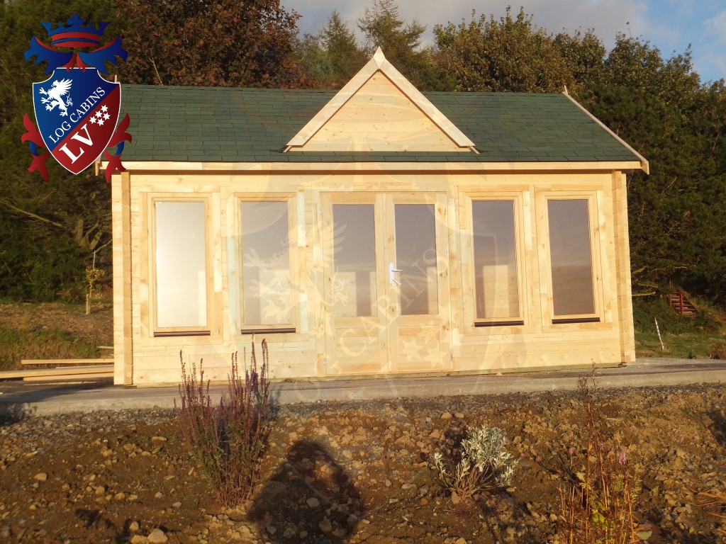 Clock House log cabins